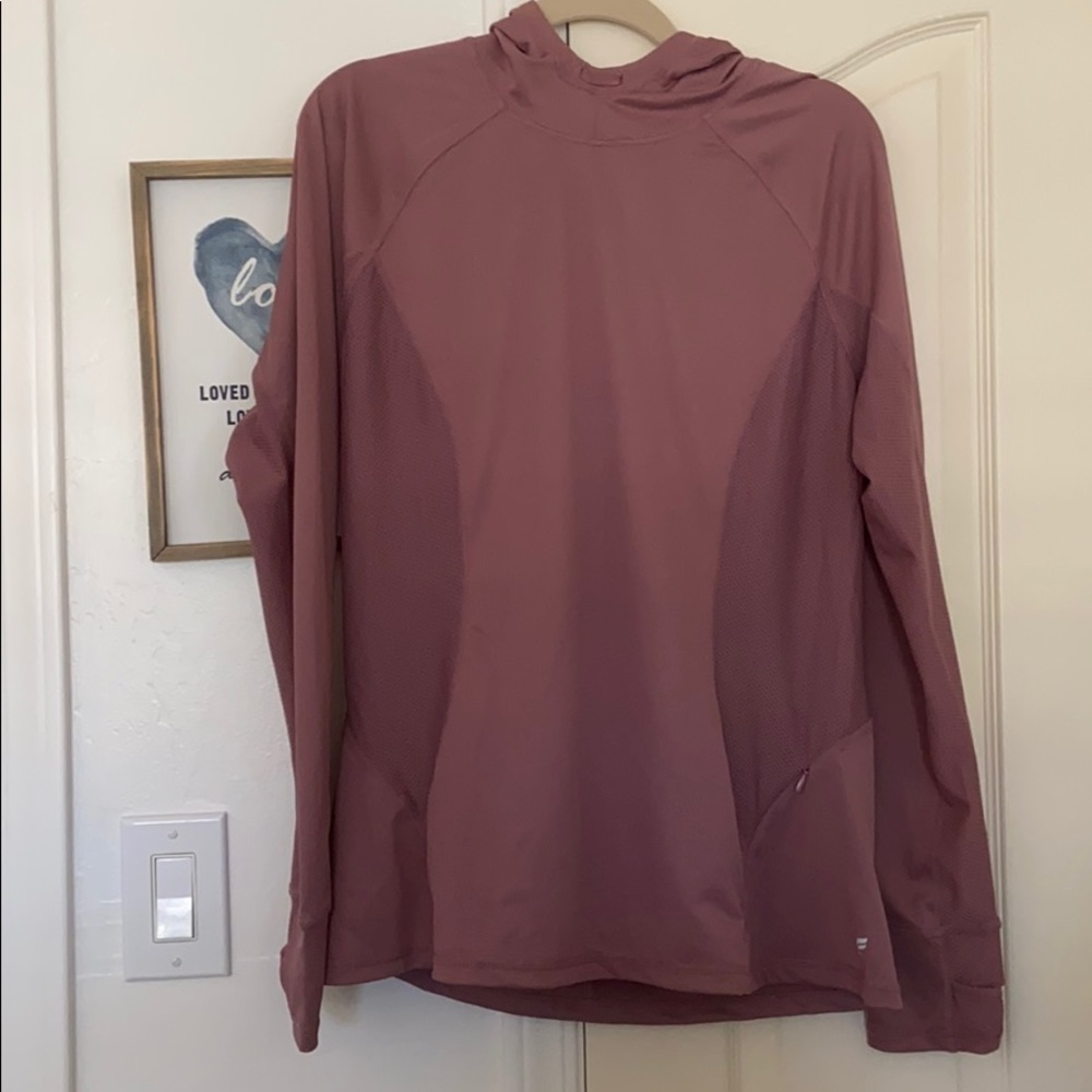 Fabletics Top with Thumb Holes